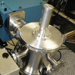 vacuum ultraviolet transmission and goniometric reflectance sample chamber